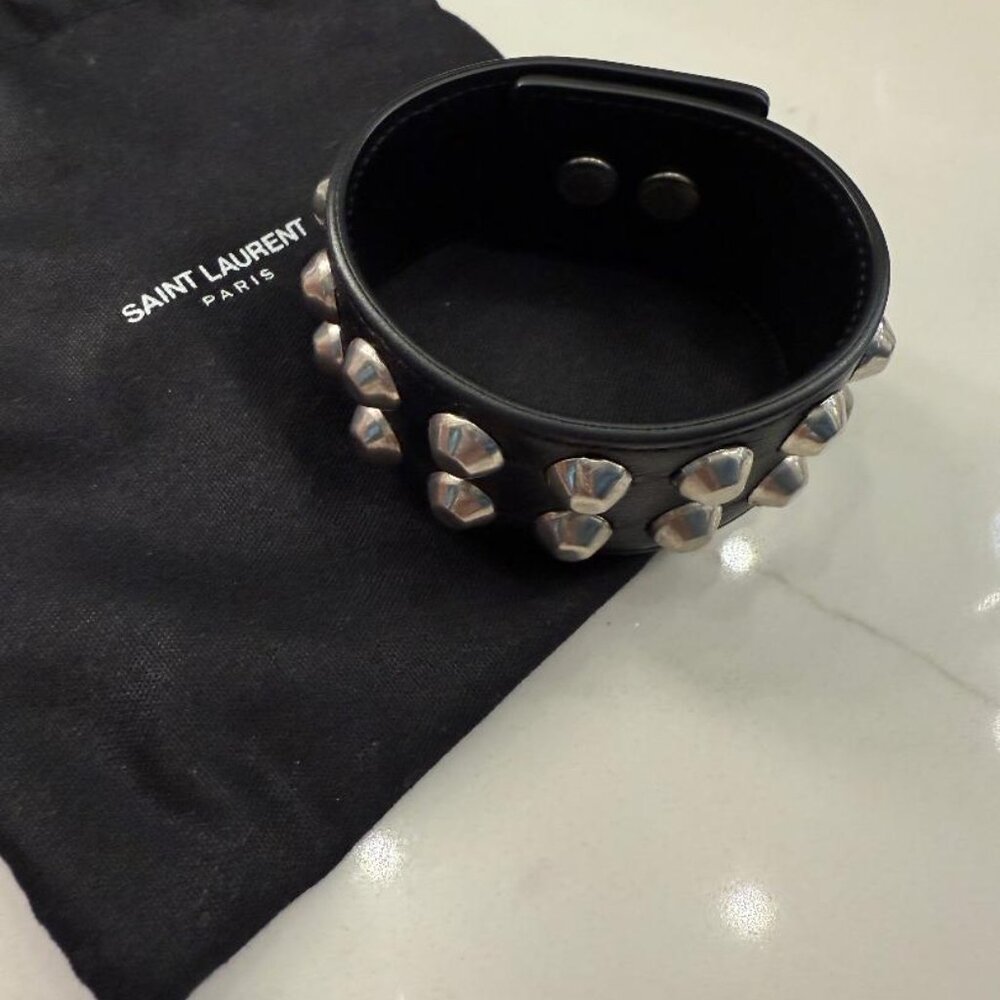 BEAUTIFUL🖤Authentic YSL Studded Leather Bracelet